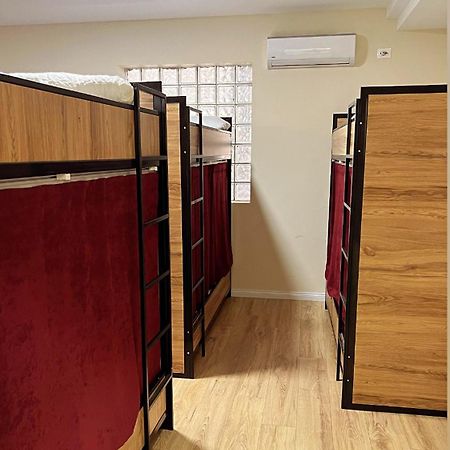 Hostel Chilli تيرانا المظهر الخارجي الصورة