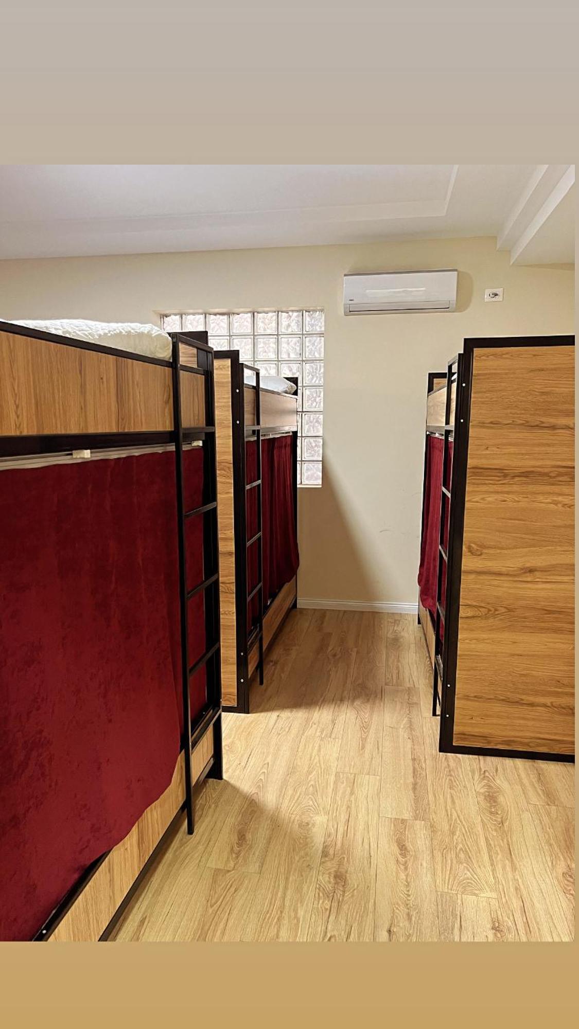 Hostel Chilli تيرانا المظهر الخارجي الصورة